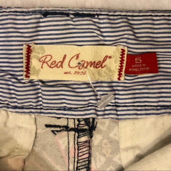 Red Camel Starfish printed Women’s Shorts - size 5 - Picture 2 of 6